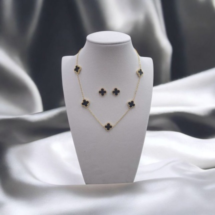 Komplet čelik djetelina ogrlica i naušnice 1