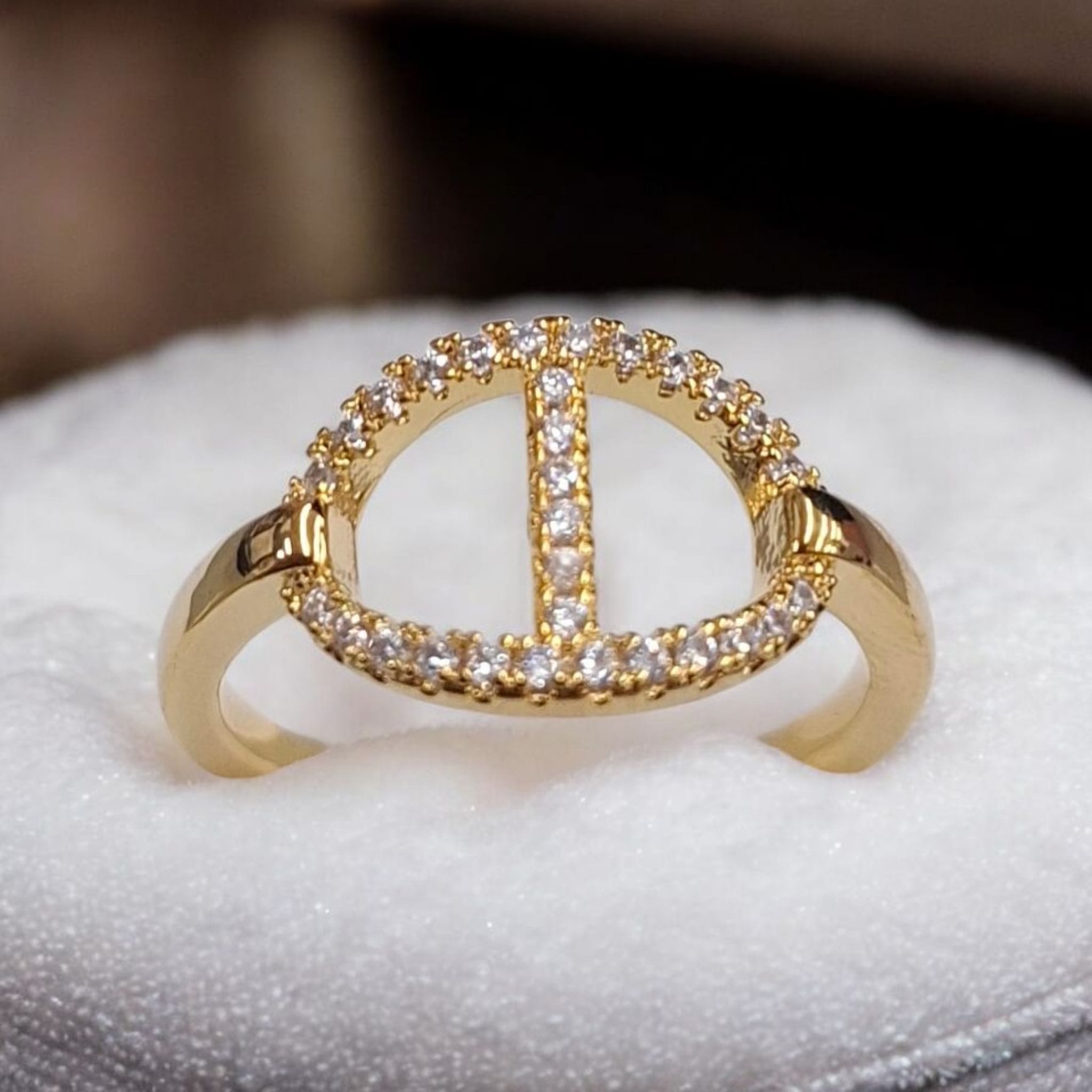 prsten od čelika prsten od čelika