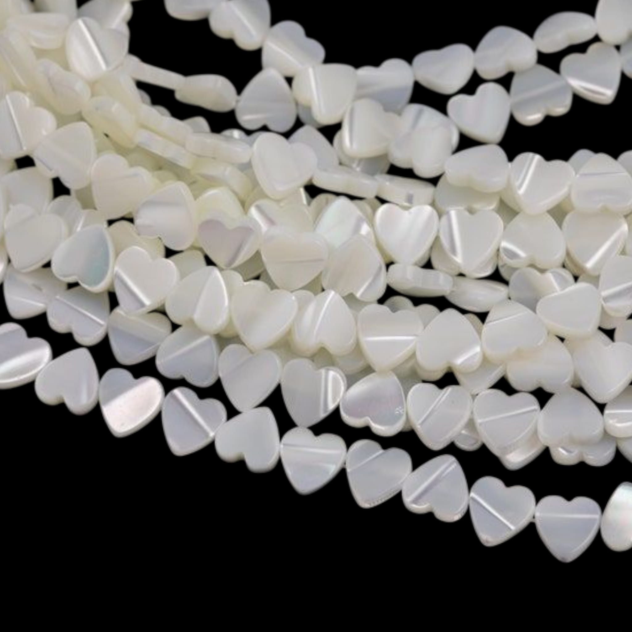 sedef školjka 39,5cm,8x8mm,8,75 sedef školjka 39,5cm,8x8mm,8,75